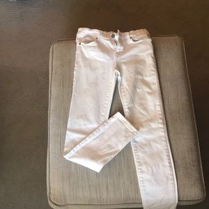 White denim jeans